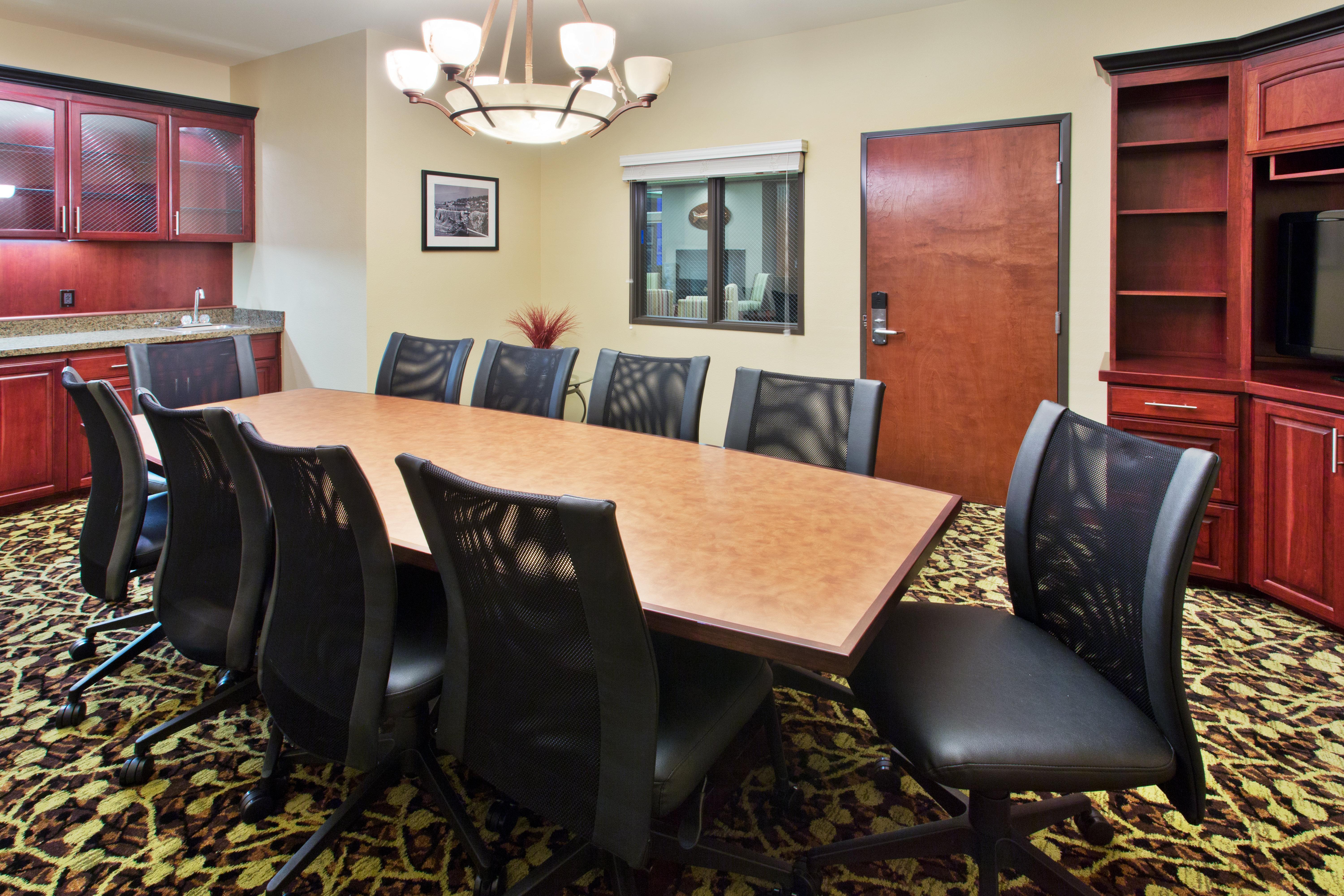 Holiday Inn Express Hotel & Suites Astoria By Ihg Zewnętrze zdjęcie