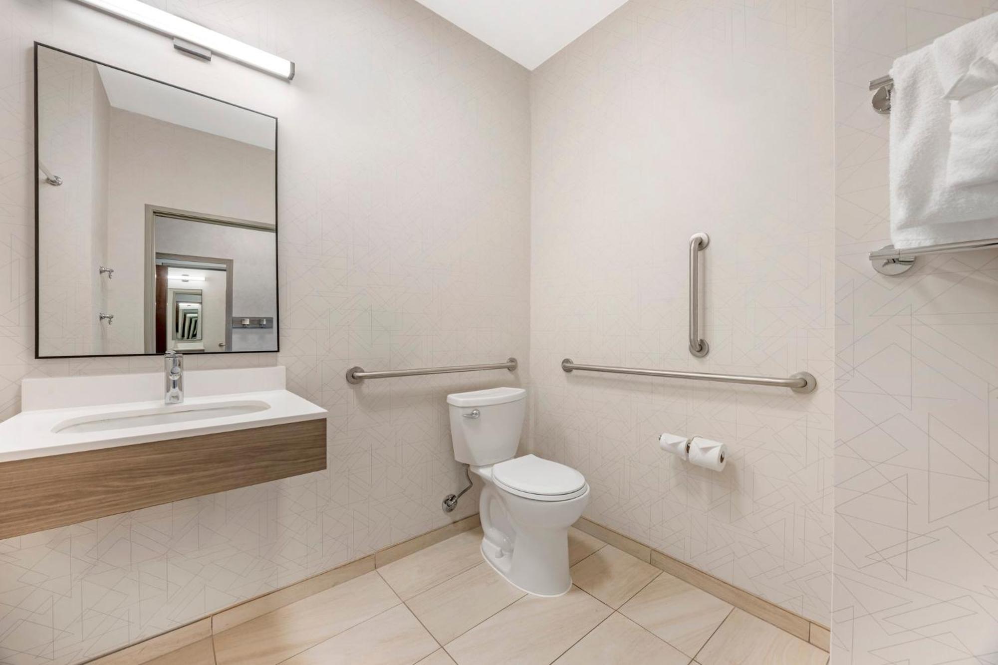 Holiday Inn Express Hotel & Suites Astoria By Ihg Zewnętrze zdjęcie