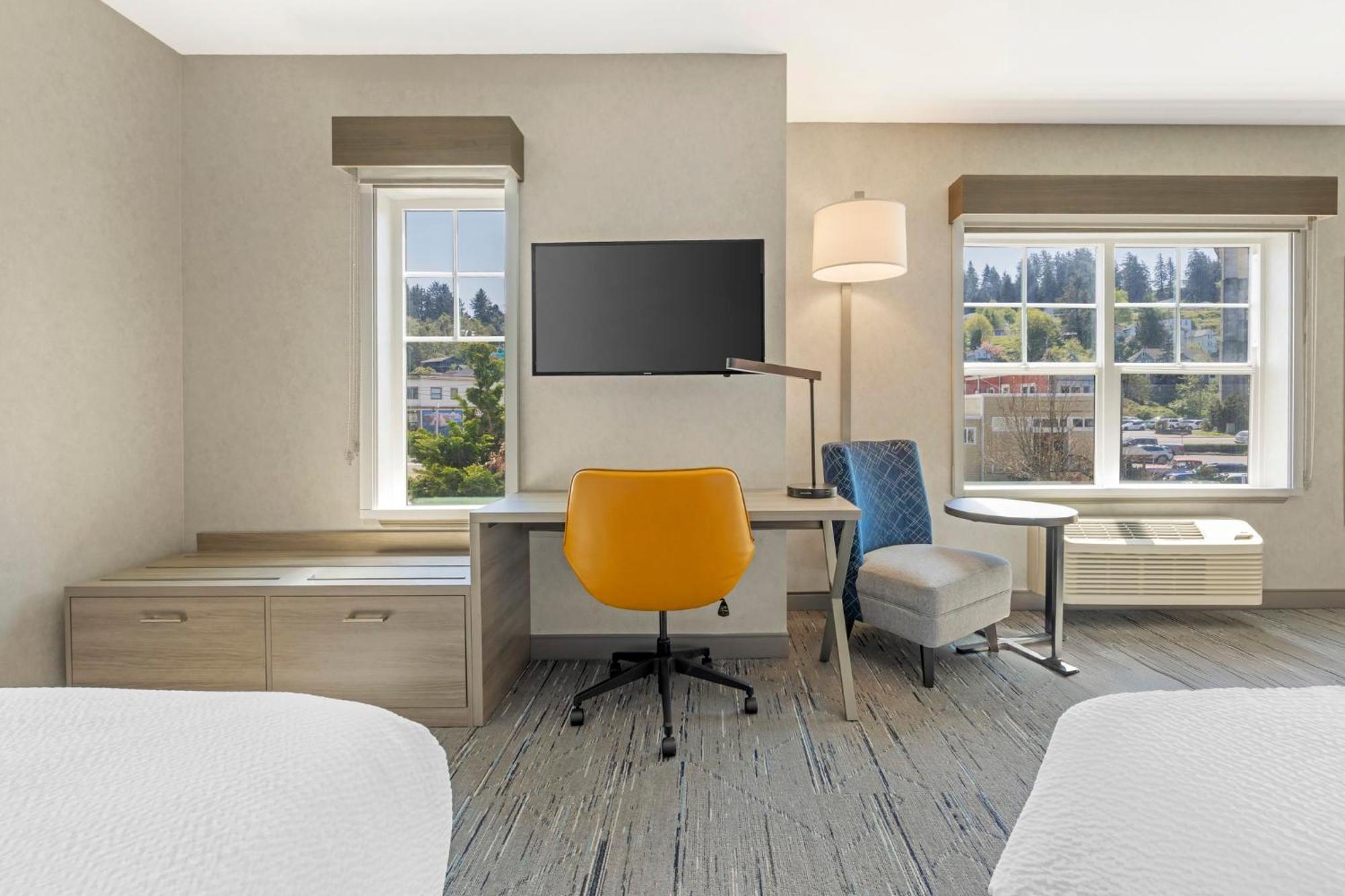 Holiday Inn Express Hotel & Suites Astoria By Ihg Zewnętrze zdjęcie
