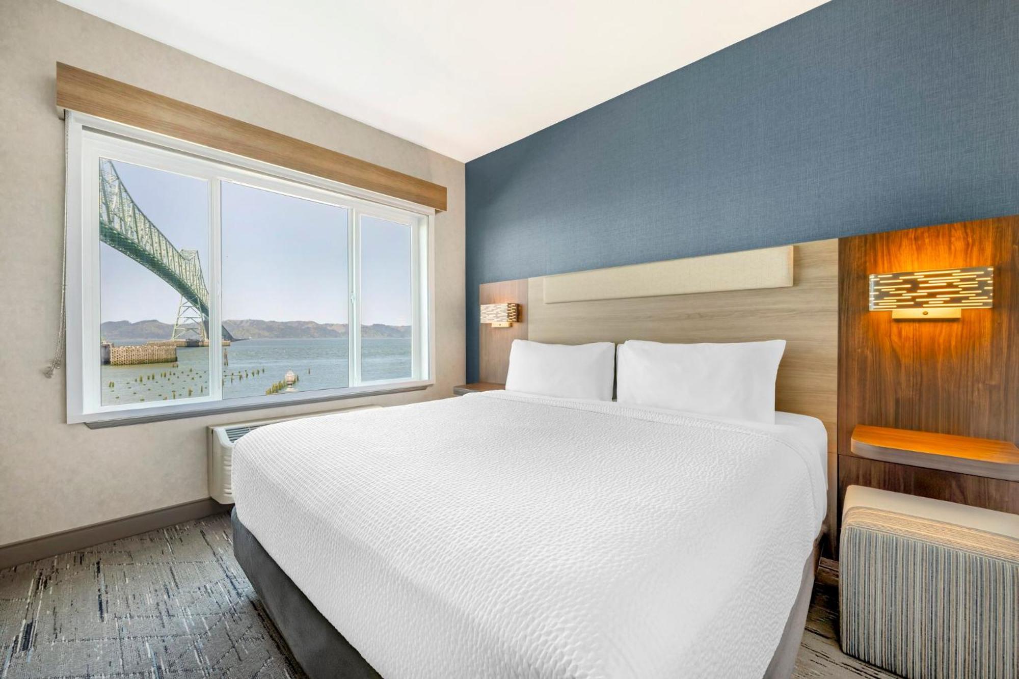 Holiday Inn Express Hotel & Suites Astoria By Ihg Zewnętrze zdjęcie